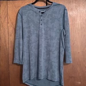 Under Armour Heat gear shirt